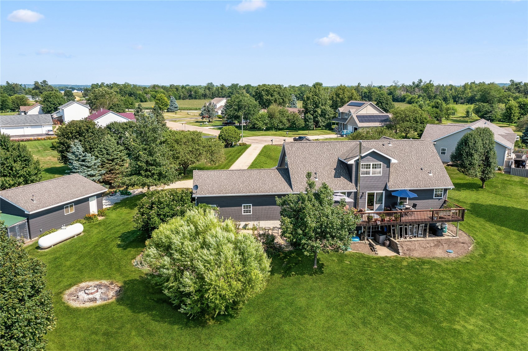 1065 Shae Drive Palo IA 52324