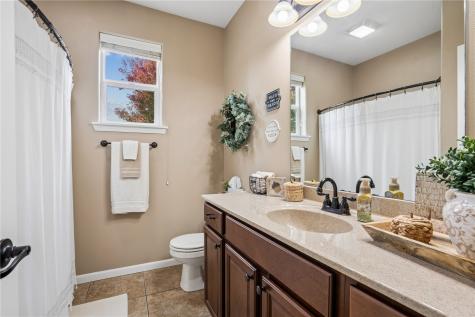 108 Sunflower Drive Fairfax IA 52228