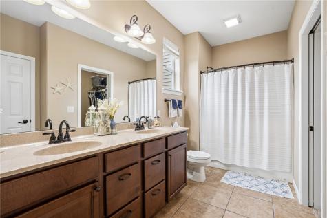 108 Sunflower Drive Fairfax IA 52228