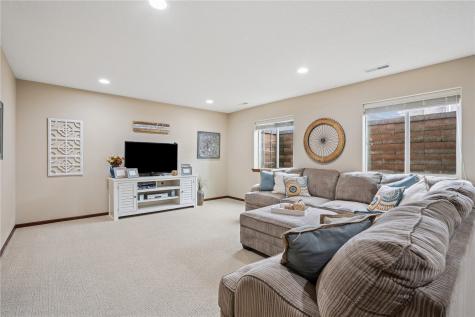 108 Sunflower Drive Fairfax IA 52228