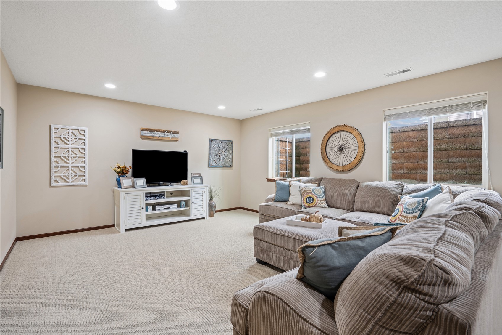 108 Sunflower Drive Fairfax IA 52228