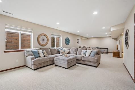 108 Sunflower Drive Fairfax IA 52228