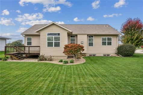 108 Sunflower Drive Fairfax IA 52228