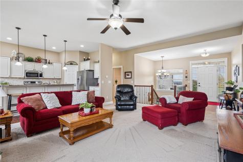 108 Sunflower Drive Fairfax IA 52228