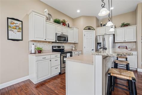 108 Sunflower Drive Fairfax IA 52228