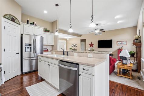 108 Sunflower Drive Fairfax IA 52228