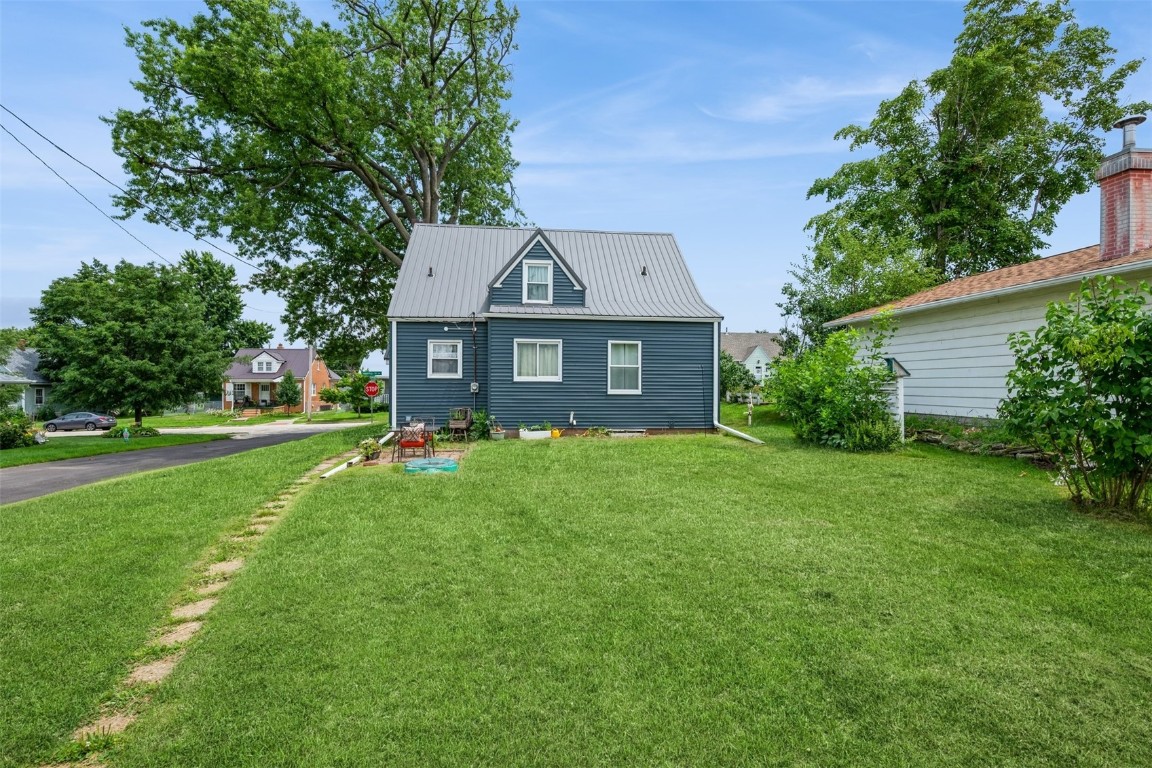 2000 Hamilton Street SW Cedar Rapids IA 52404