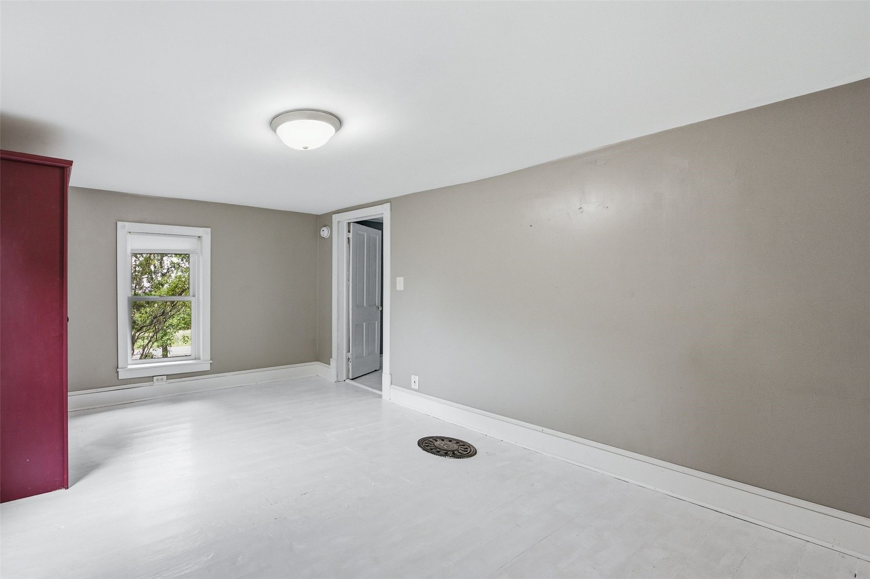 1059 210th Street Nichols IA 52766