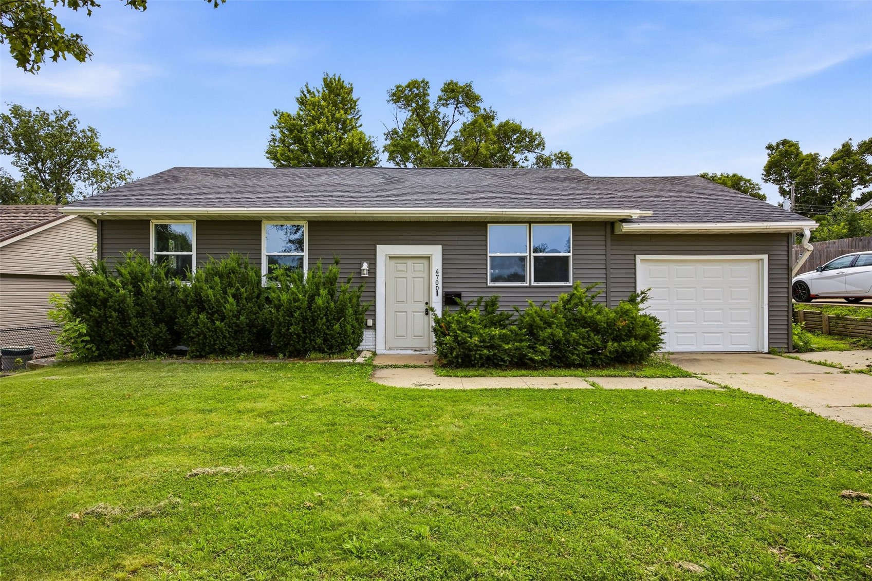 4700 Wenig Road NE Cedar Rapids IA 52402