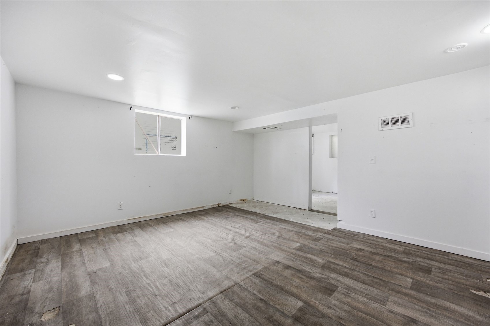4700 Wenig Road NE Cedar Rapids IA 52402