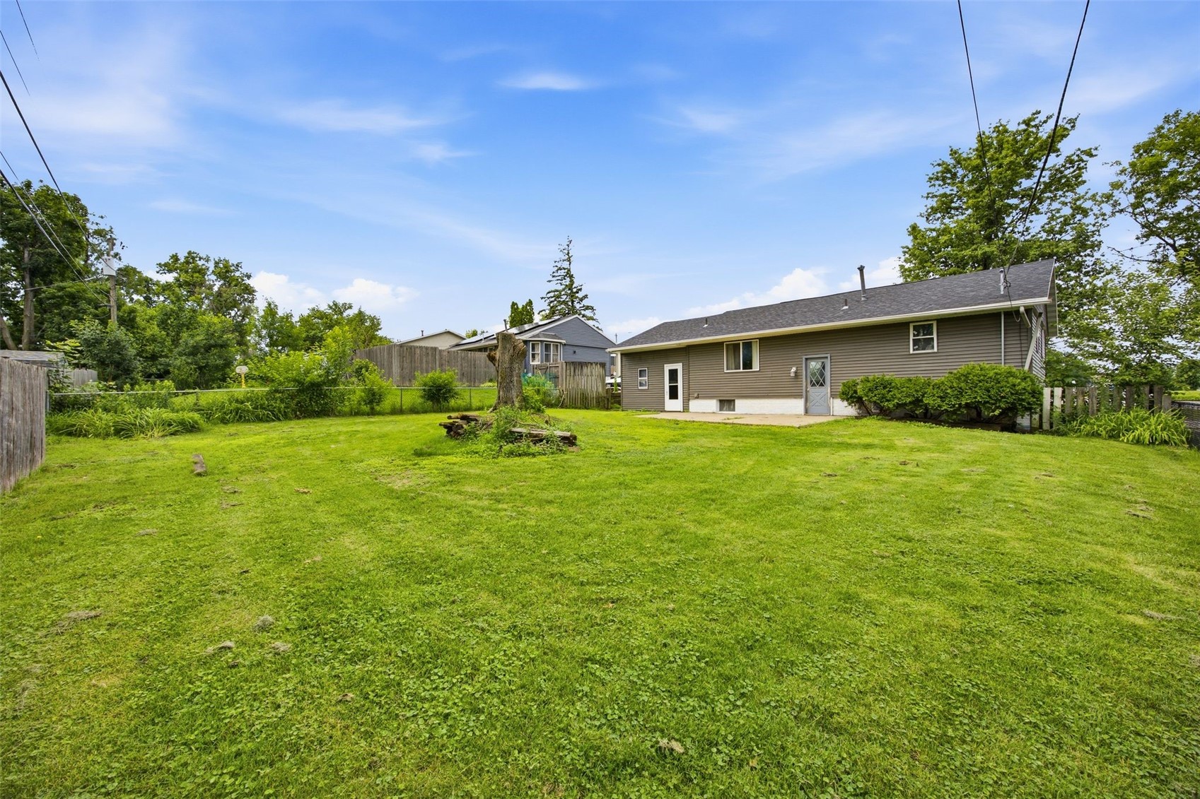 4700 Wenig Road NE Cedar Rapids IA 52402