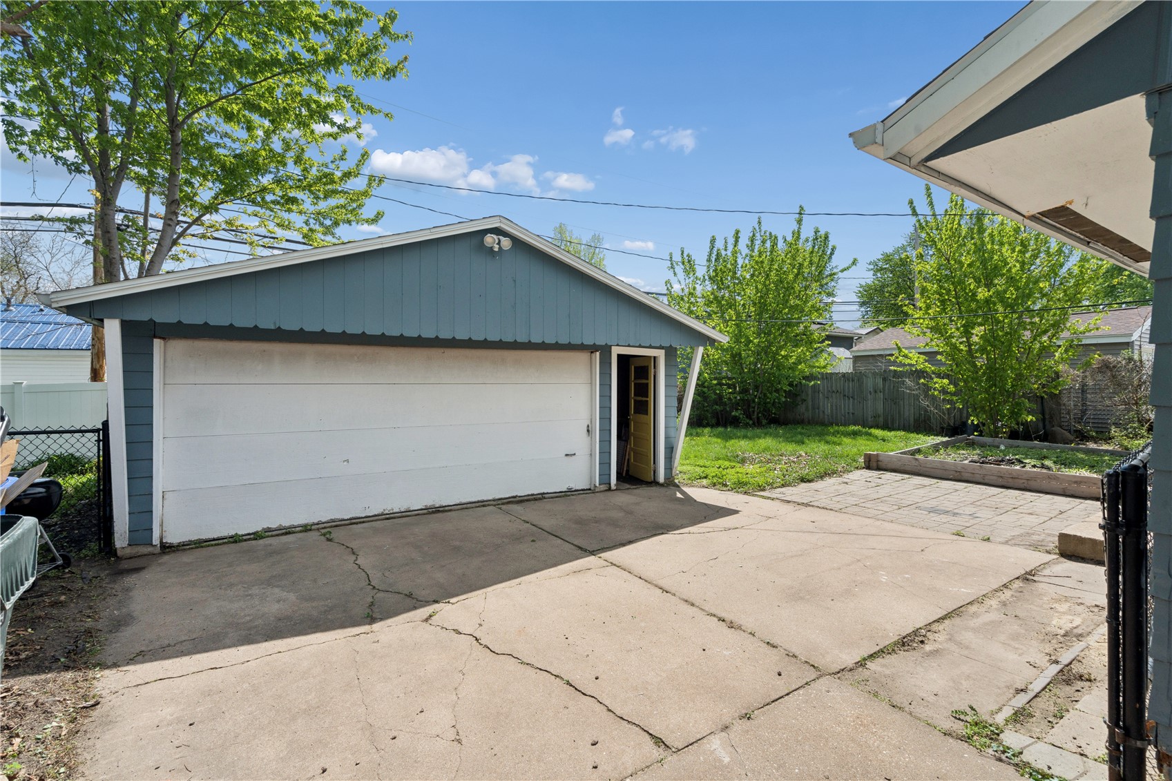 4432 Sherman Street NE Cedar Rapids IA 52402