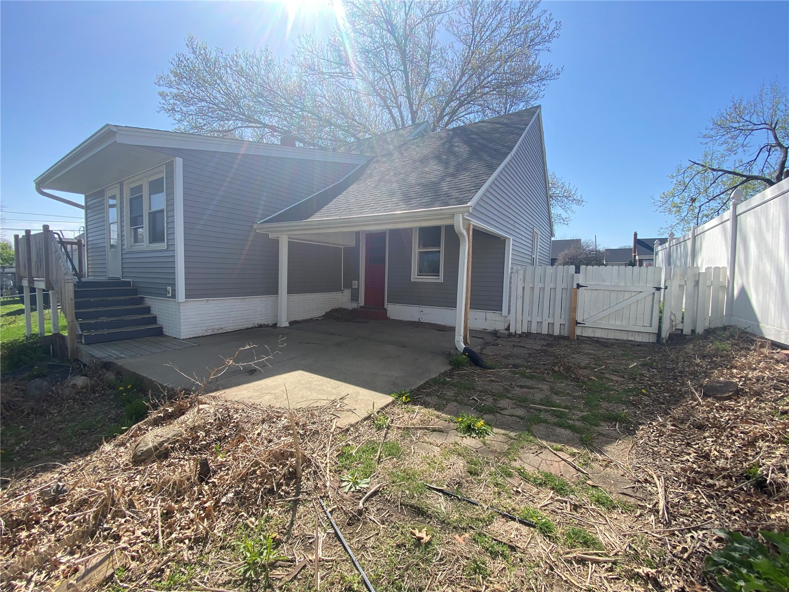 1074 27th Street NE Cedar Rapids IA 52402