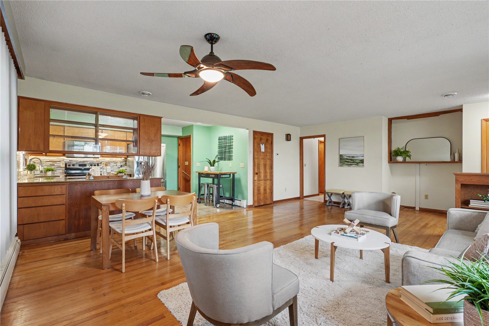 703 E State Street Williamsburg IA 52361