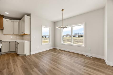 980 17th Avenue SW Mt Vernon IA 52314