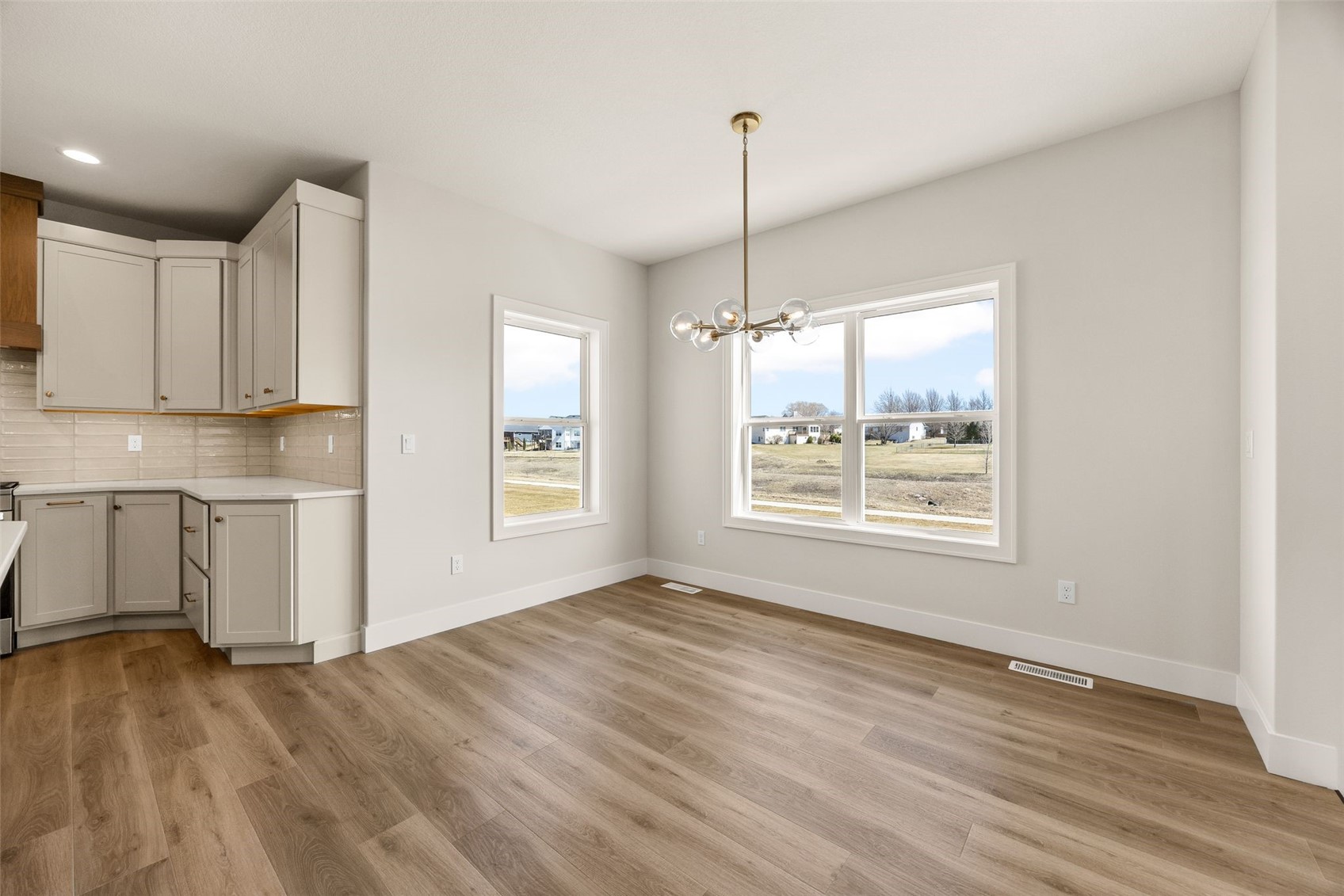 980 17th Avenue SW Mt Vernon IA 52314