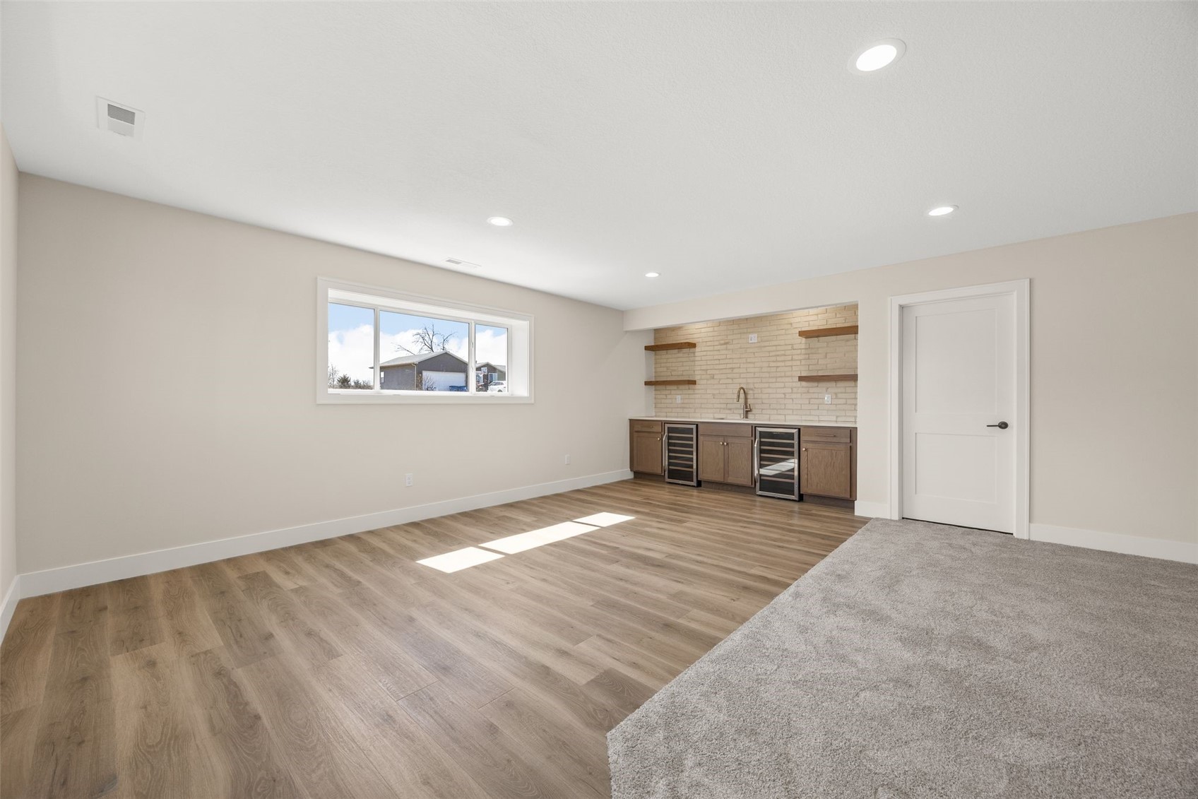 980 17th Avenue SW Mt Vernon IA 52314