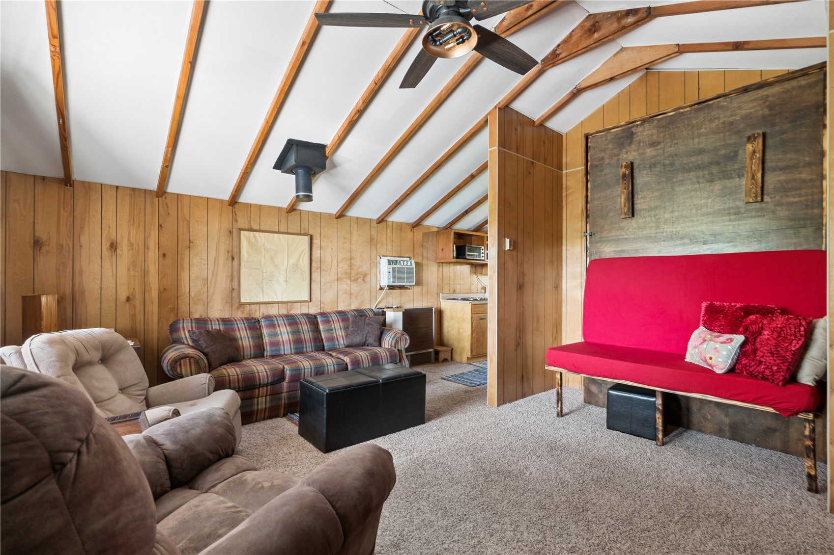 22107 Spruce Street IA 52303