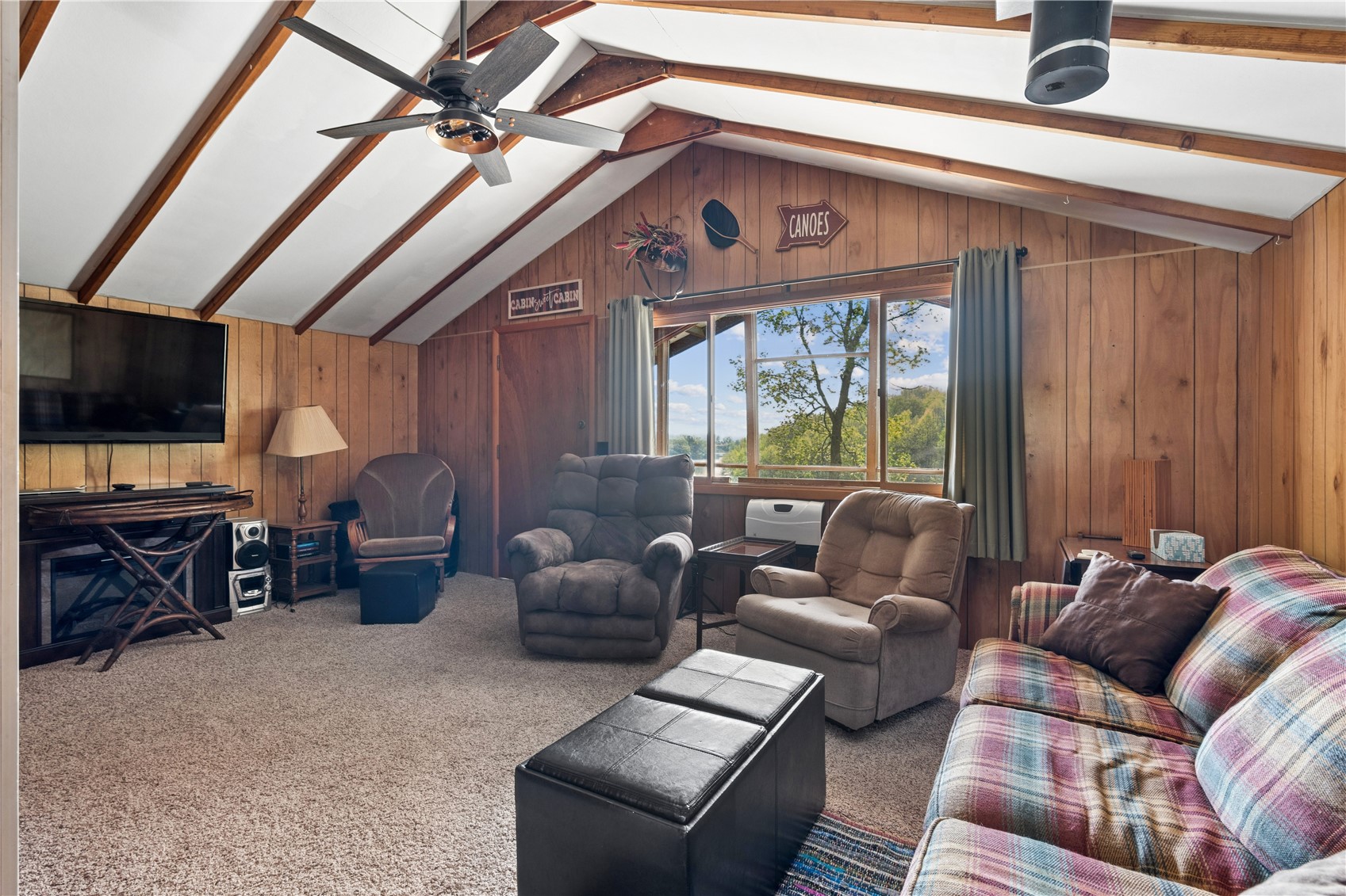 22107 Spruce Street IA 52303