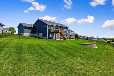 2121 Wycliffe Court SW Cedar Rapids IA 52404
