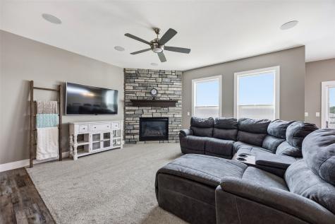 2121 Wycliffe Court SW Cedar Rapids IA 52404