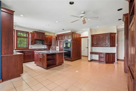 704 18th Street W Vinton IA 52349