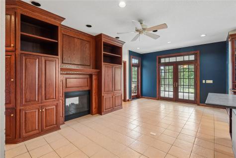 704 18th Street W Vinton IA 52349