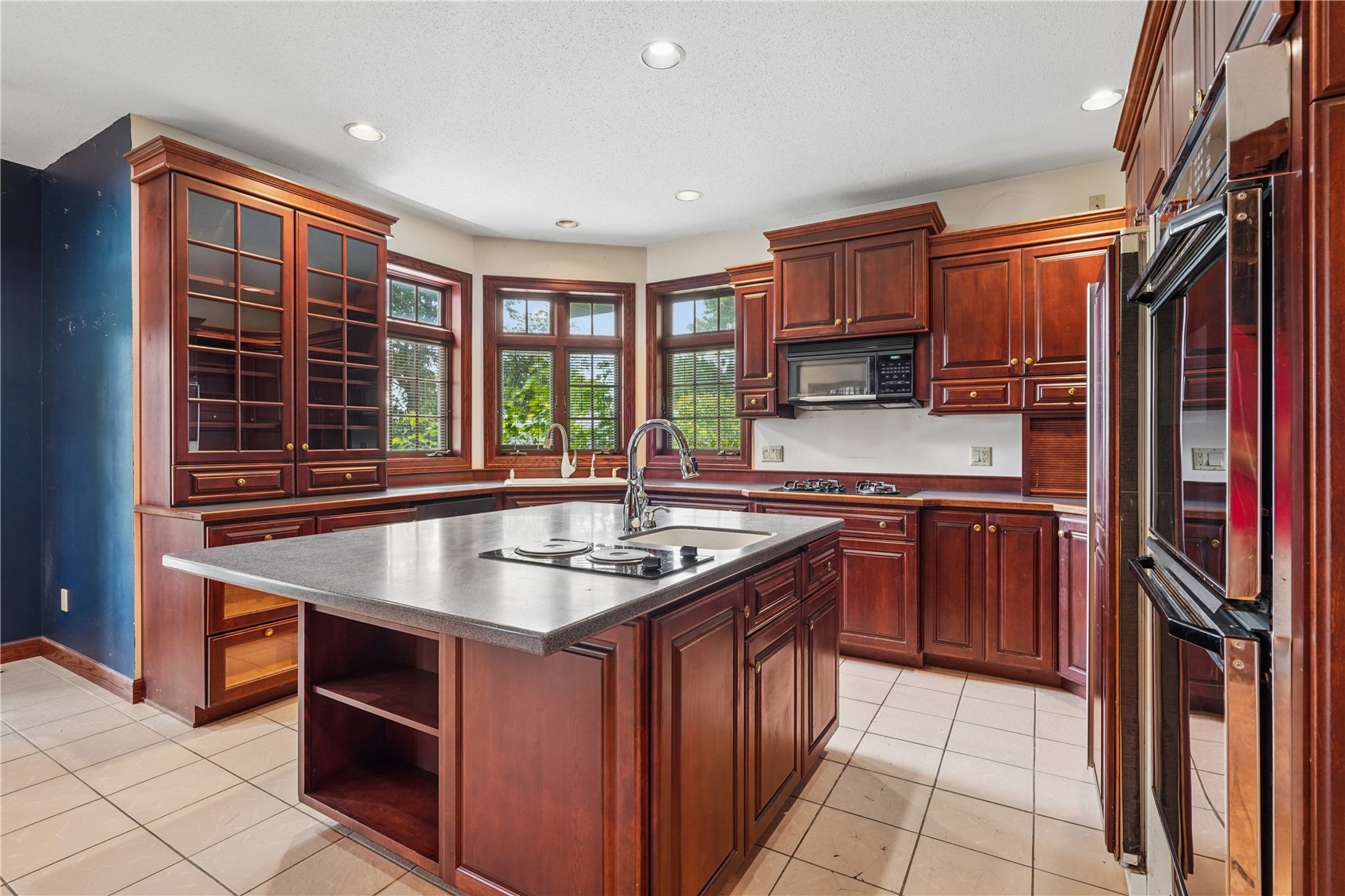 704 18th Street W Vinton IA 52349