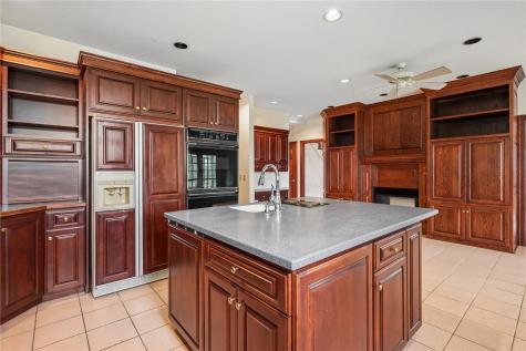 704 18th Street W Vinton IA 52349