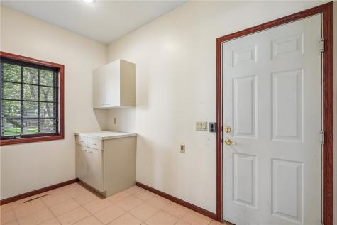 704 18th Street W Vinton IA 52349