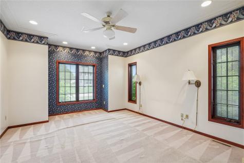 704 18th Street W Vinton IA 52349