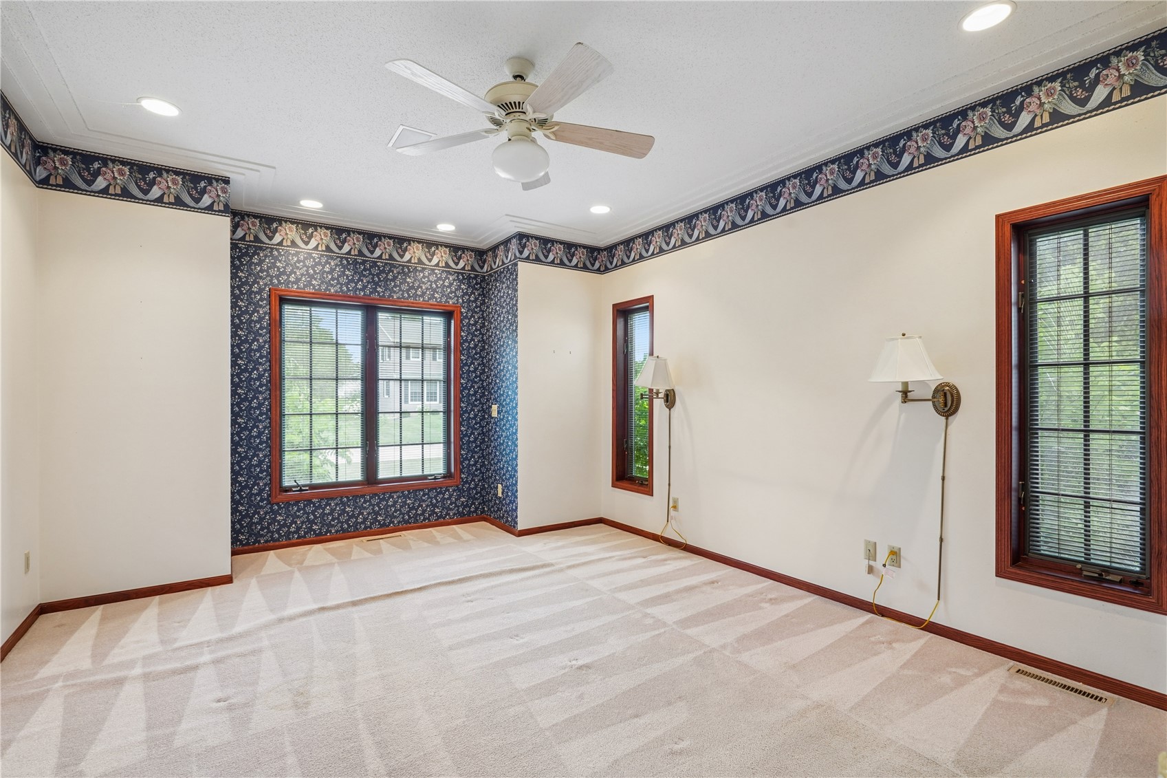 704 18th Street W Vinton IA 52349