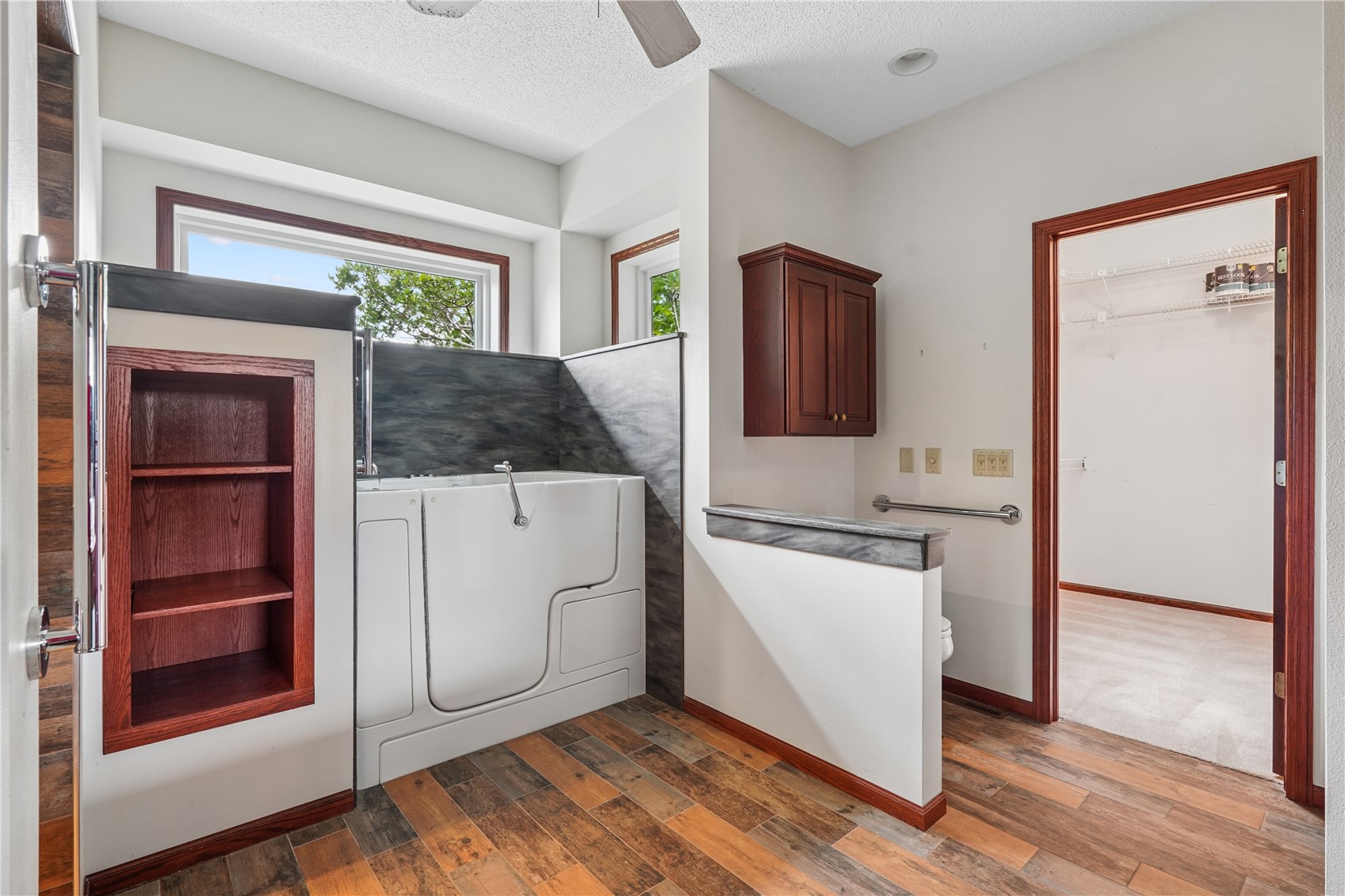 704 18th Street W Vinton IA 52349