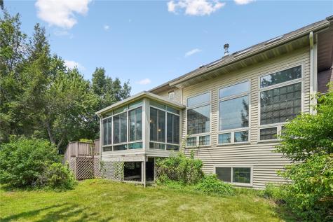 704 18th Street W Vinton IA 52349
