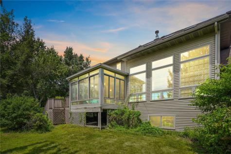704 18th Street W Vinton IA 52349