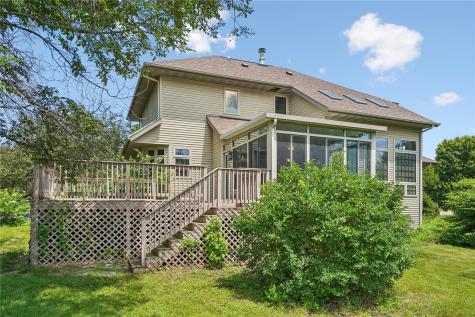 704 18th Street W Vinton IA 52349