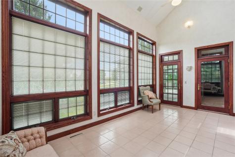 704 18th Street W Vinton IA 52349