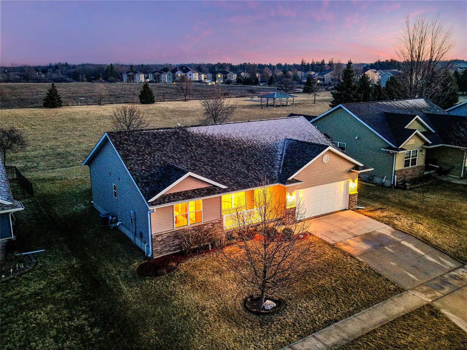 1490 Fawn Drive North Liberty IA 52317