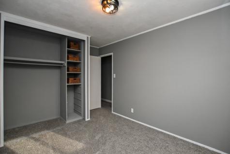 4712 F Avenue NE Cedar Rapids IA 52402