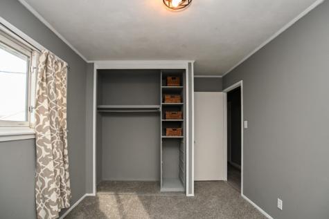 4712 F Avenue NE Cedar Rapids IA 52402