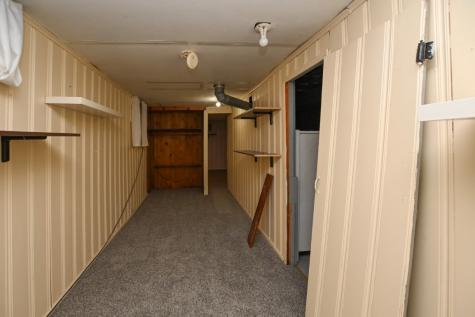 4712 F Avenue NE Cedar Rapids IA 52402