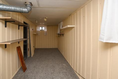 4712 F Avenue NE Cedar Rapids IA 52402