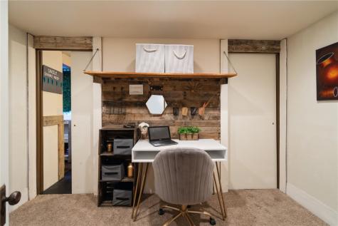 1620 47th Street NE Cedar Rapids IA 52402