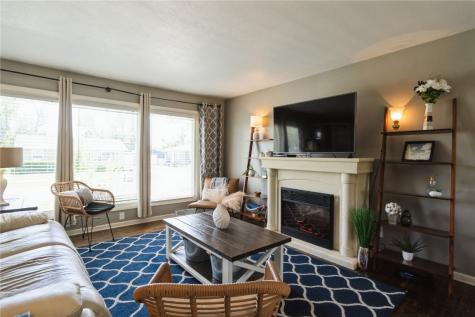 1620 47th Street NE Cedar Rapids IA 52402