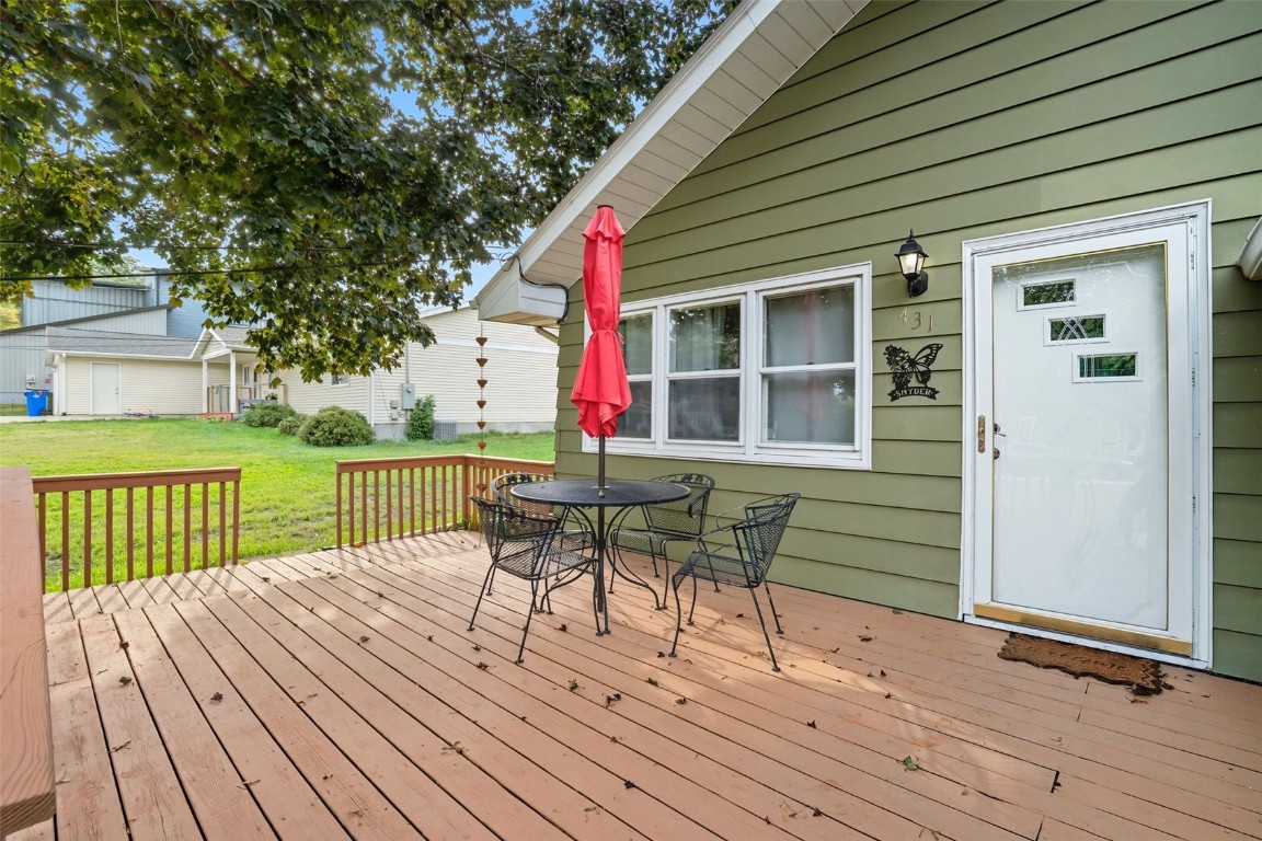431 30th Street Drive SE Cedar Rapids IA 52403