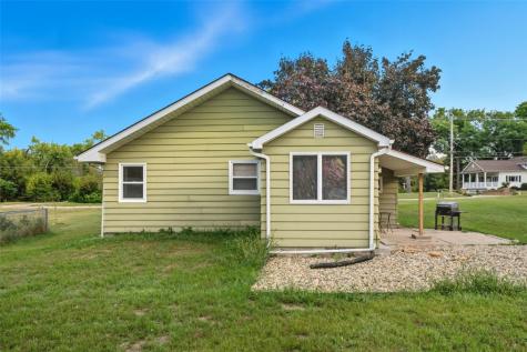 431 30th Street Drive SE Cedar Rapids IA 52403