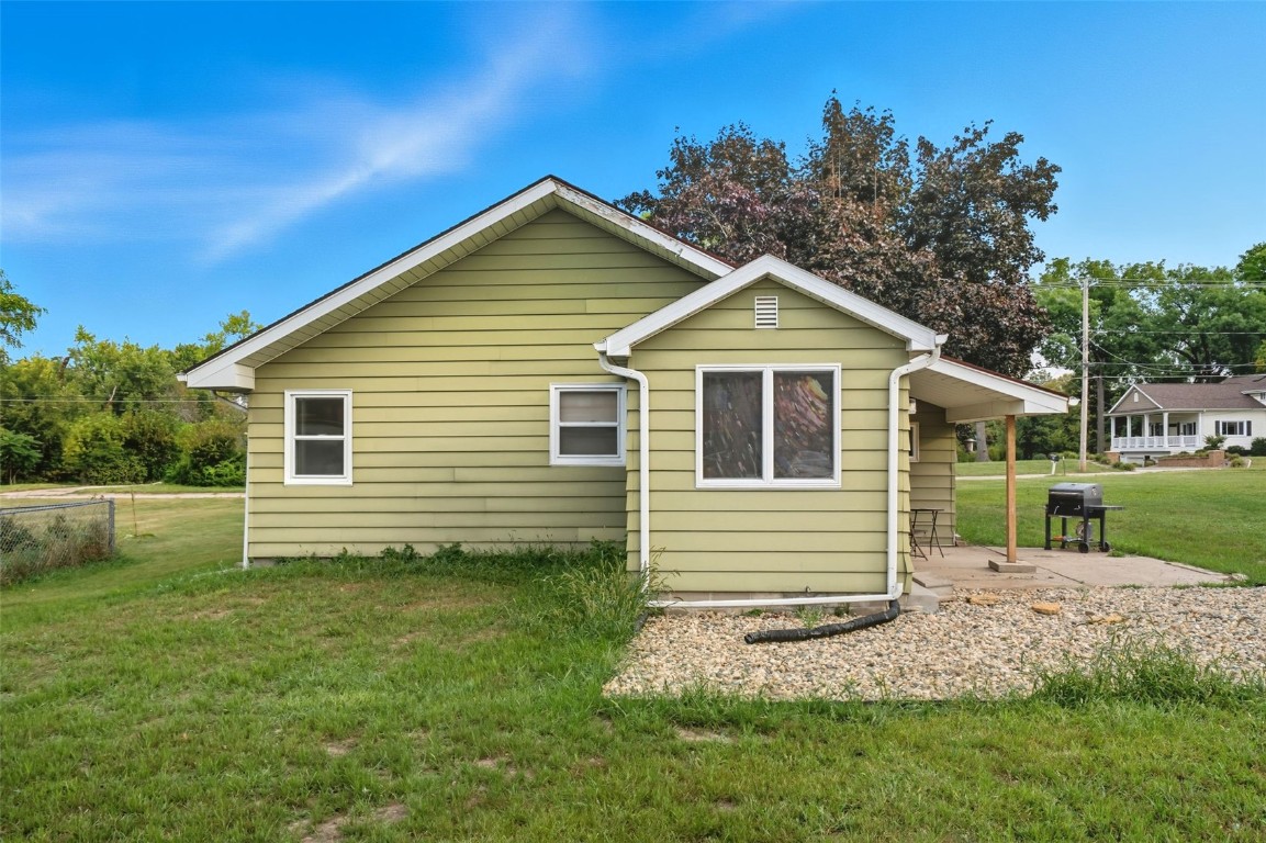 431 30th Street Drive SE Cedar Rapids IA 52403