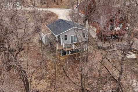26391 215th Avenue Delhi IA 52223