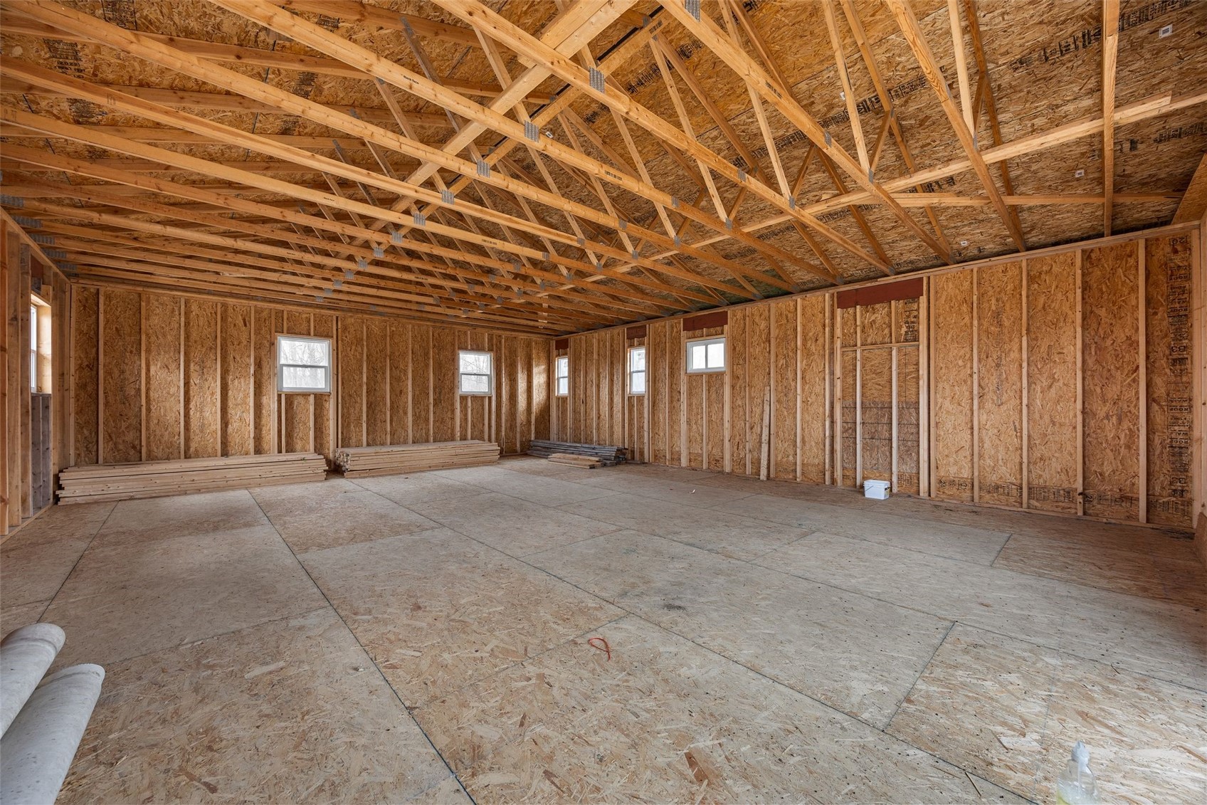 26391 215th Avenue Delhi IA 52223
