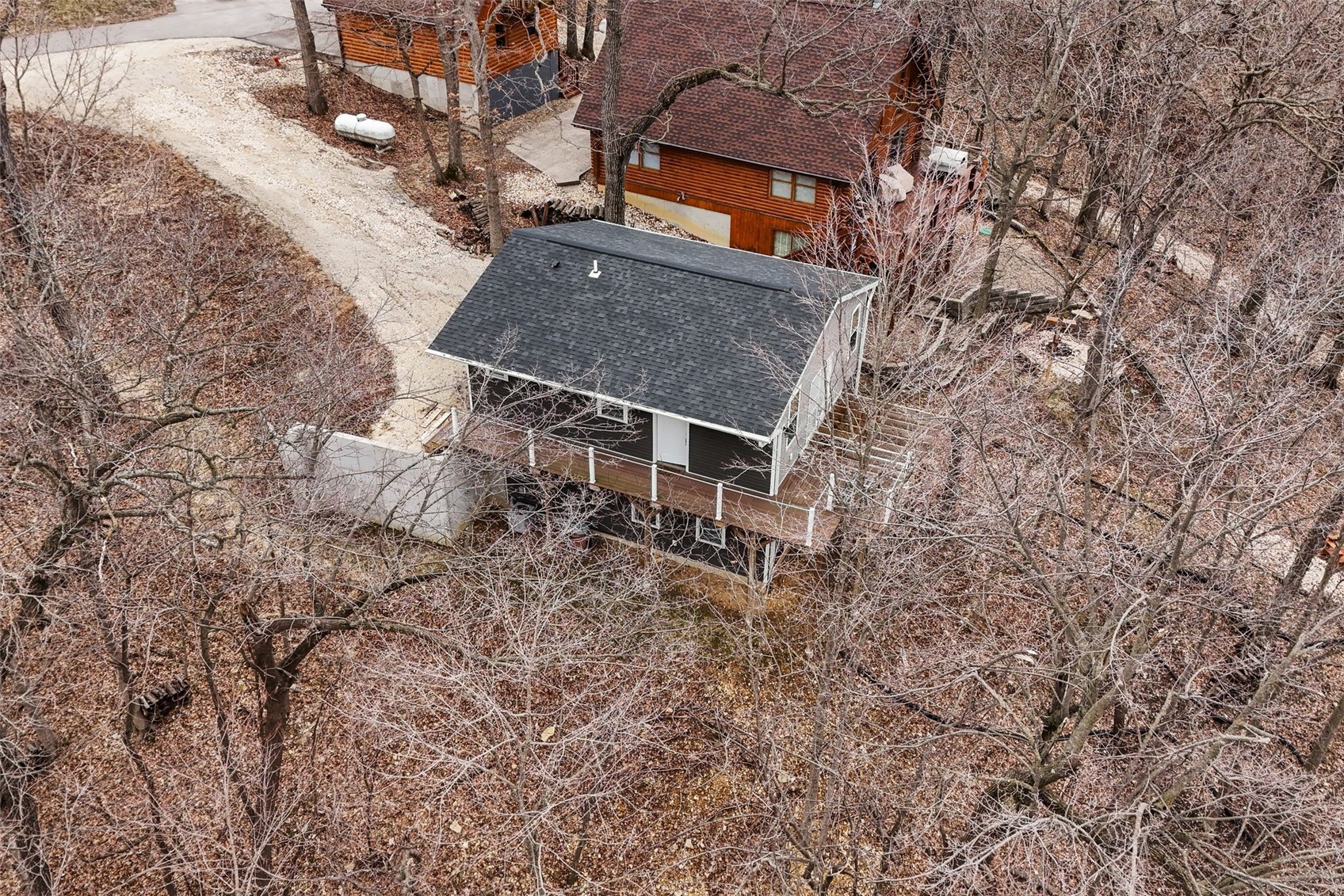 26391 215th Avenue Delhi IA 52223
